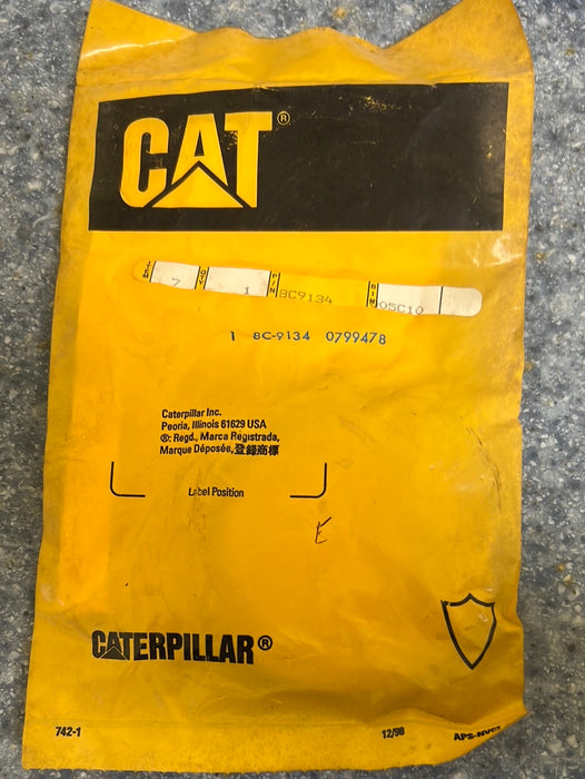 8C9134 SEAL-LIP CAT NEW SURPLUS