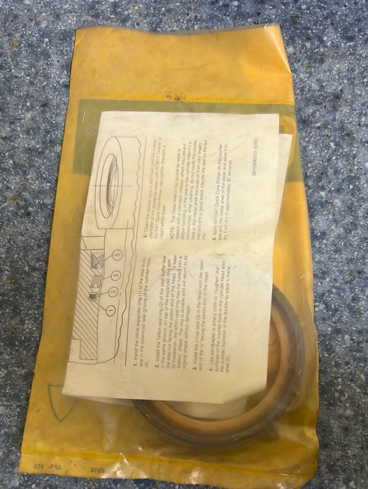 8C3840 SEAL-LIP CAT NEW SURPLUS