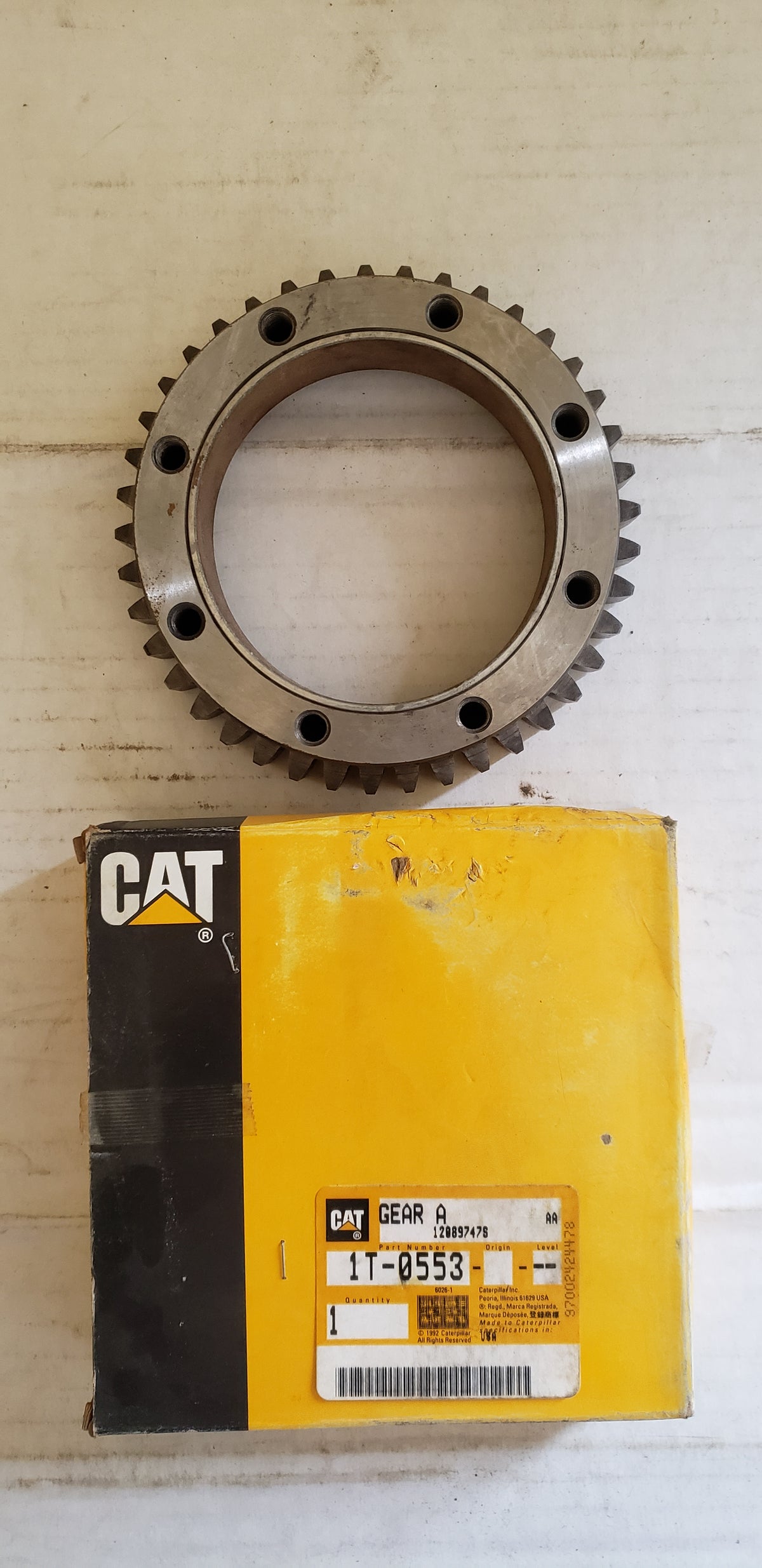 1T0553 GEAR NEW SURPLUS GENUINE CATERPILLAR — Equipment Parts