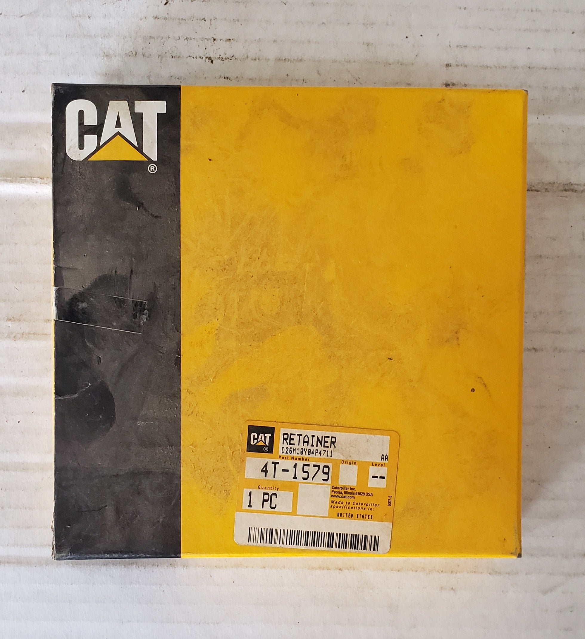 4T1579 RETAINER NEW SURPLUS