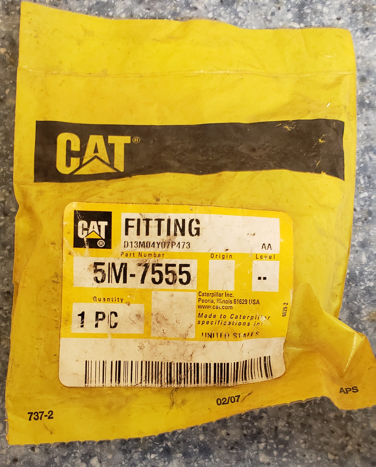 5M7555 FITTING NEW SURPLUS GENUINE CAT — Equipment Parts