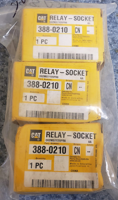 3880210 RELAY-SOCKET NEW SURPLUS GENUINE CAT