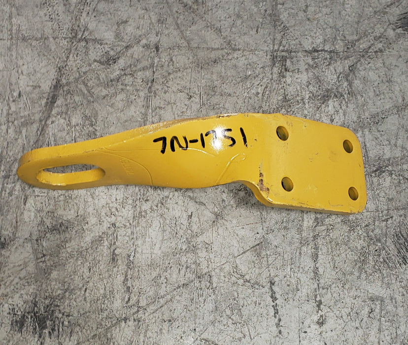 7N1751 BRACKET-LIFTING CAT