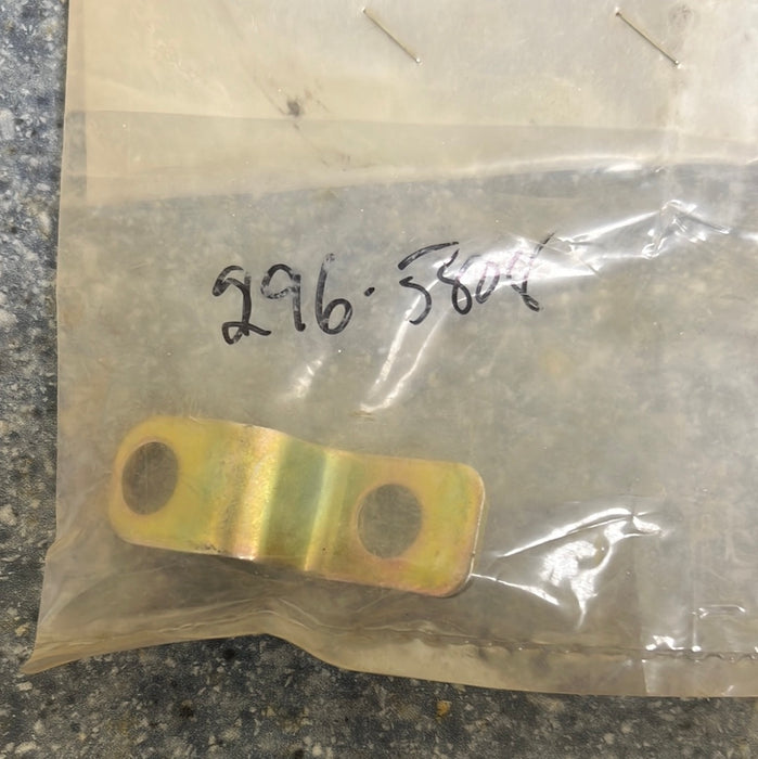 2965808 BRACKET CAT NEW SURPLUS