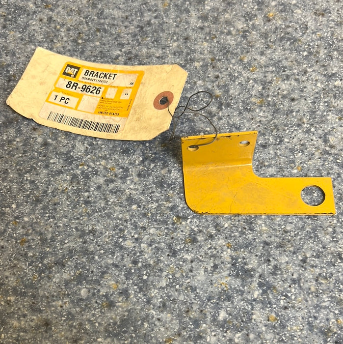 8R9626 BRACKET CAT NEW SURPLUS