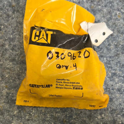 0309620 HEX HEAD BOLT CAT NEW SURPLUS