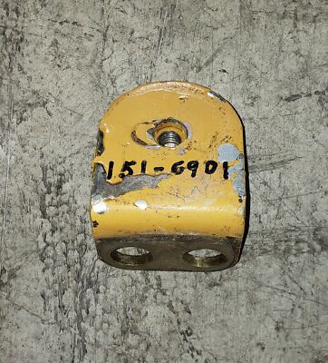 1516901 BRACKET GENUINE CAT CATERPILLAR PARTS
