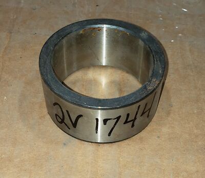 2V1744 BEARING NEW SURPLUS